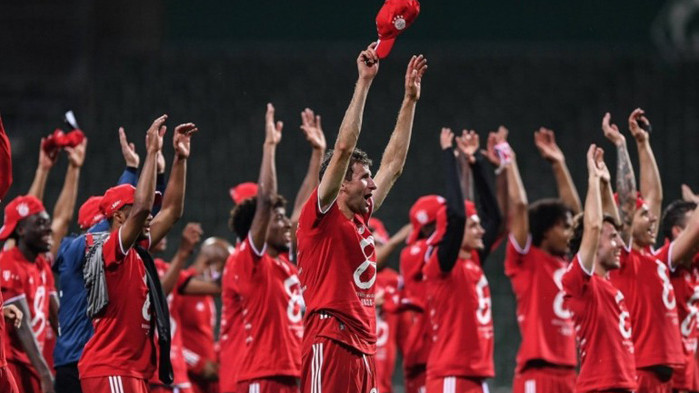 Байерн Мюнхен спечели осма поредна титла в Германия